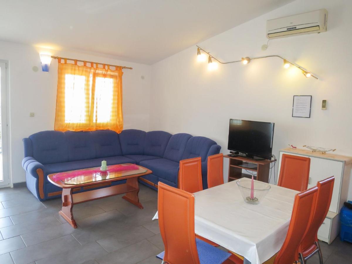 Apartment Ivanka 2 By Interhome Jasenice  Eksteriør billede